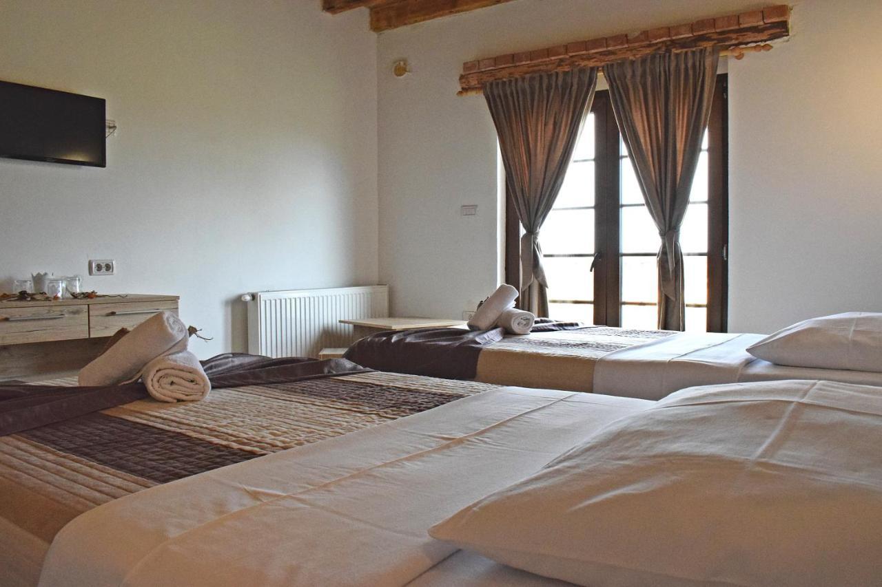 Resort Big House Plitvicka Jezera Licko Petrovo Selo ภายนอก รูปภาพ