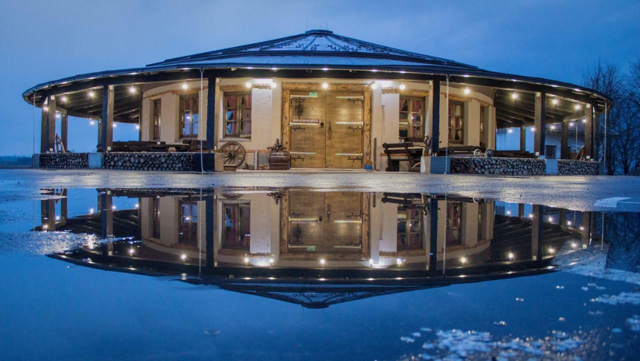 Resort Big House Plitvicka Jezera Licko Petrovo Selo ภายนอก รูปภาพ
